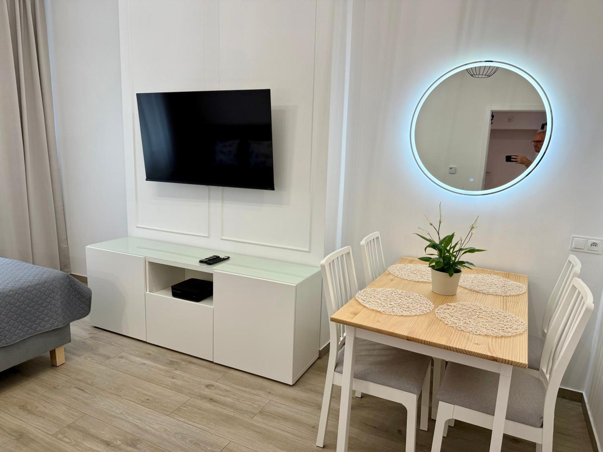 City & Sea - Apartamenty I Mieszkania グディニャ エクステリア 写真